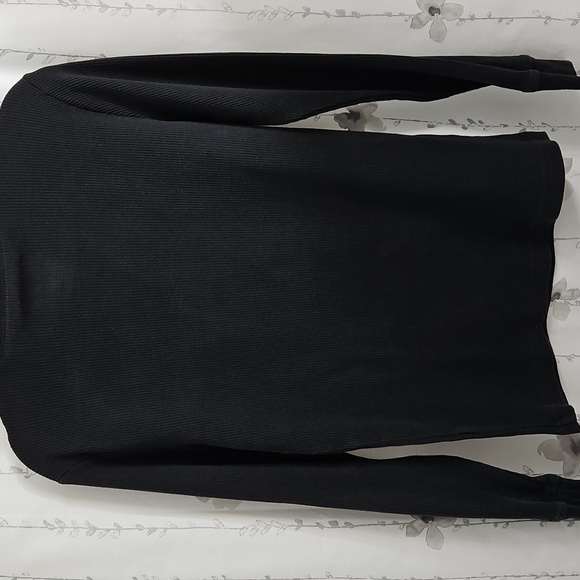 AC/DC MENS LONG SLEEVE THERMAL TSHIRT SIZE SMALL-324-36 - Picture 3 of 5